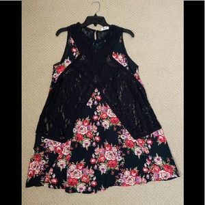 Umgee Woman Sleeveless